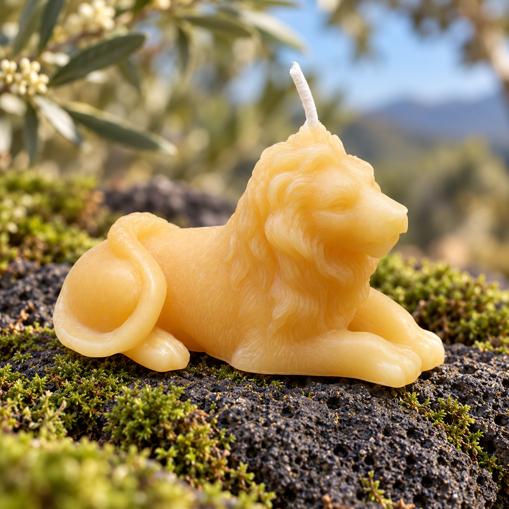 Lion Beeswax Candle