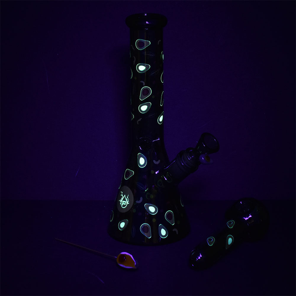 Pulsar ~ Fruit Series Avocado Gold Herb Pipe Glow Duo - 10" / 14mm F