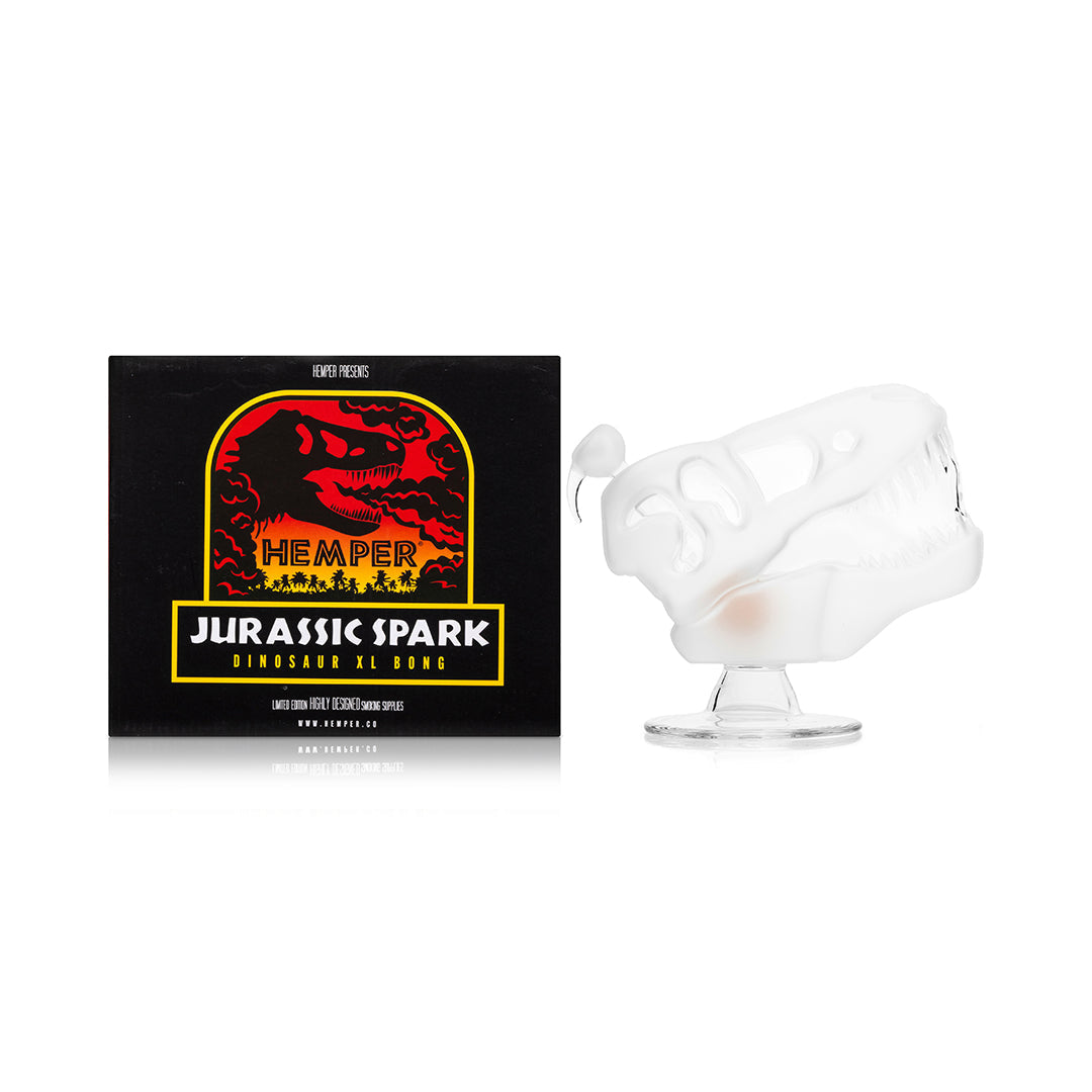 HEMPER - Jurassic Spark Skull XL Bong 7"