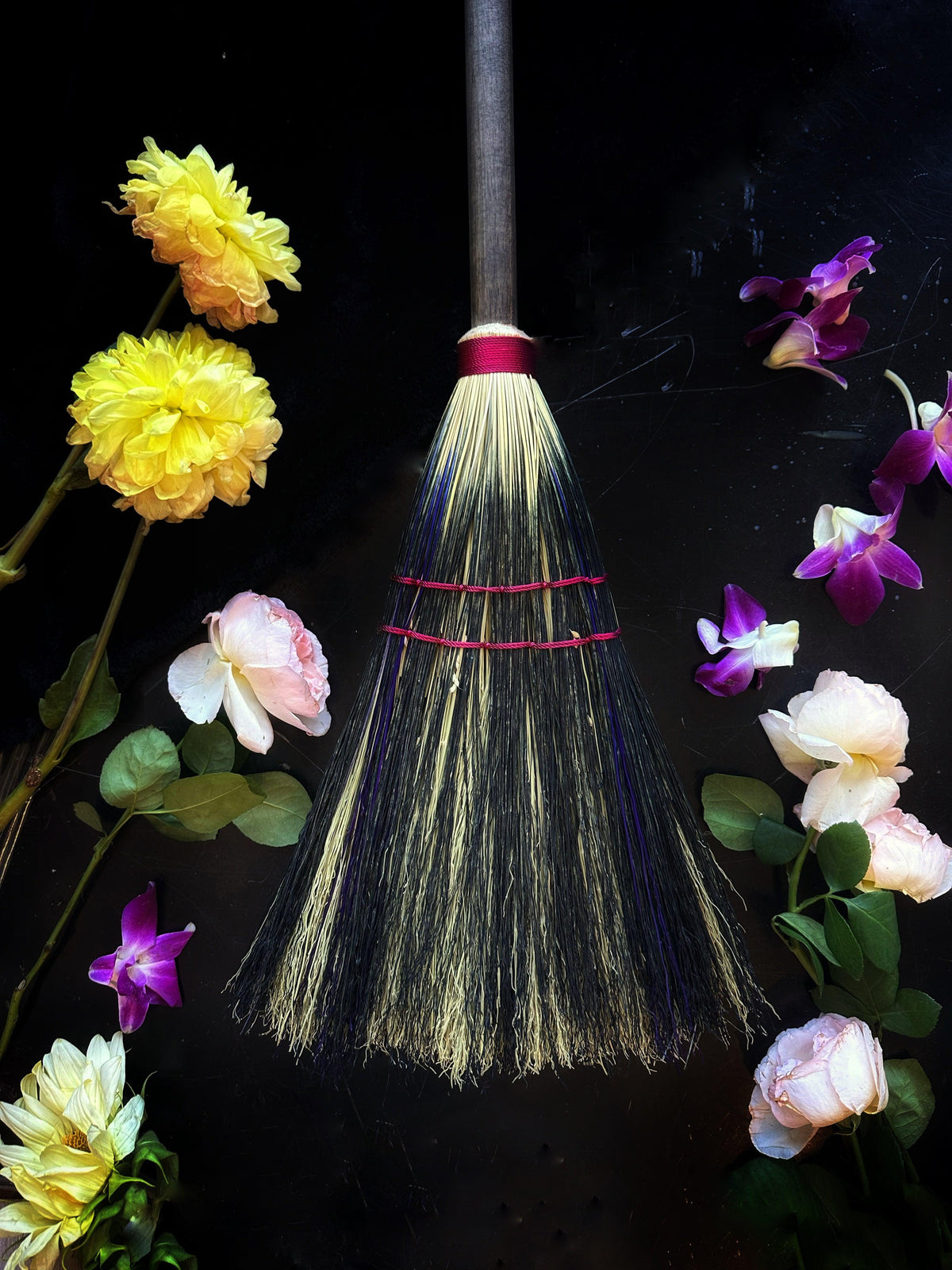 "Big Boss Witch" Brooms Gothic Cottagecore  – Functional Natural Broomcorn Sweeper