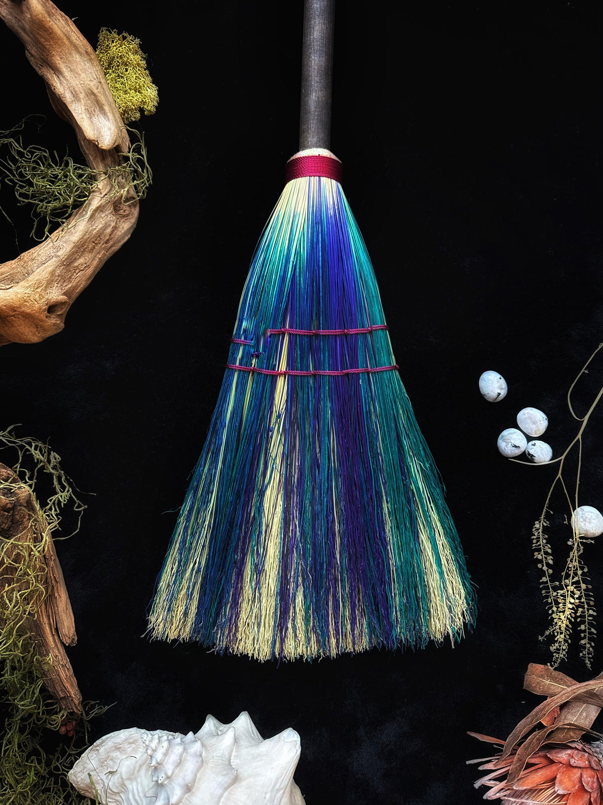 "Big Boss Witch" Brooms Gothic Cottagecore  – Functional Natural Broomcorn Sweeper