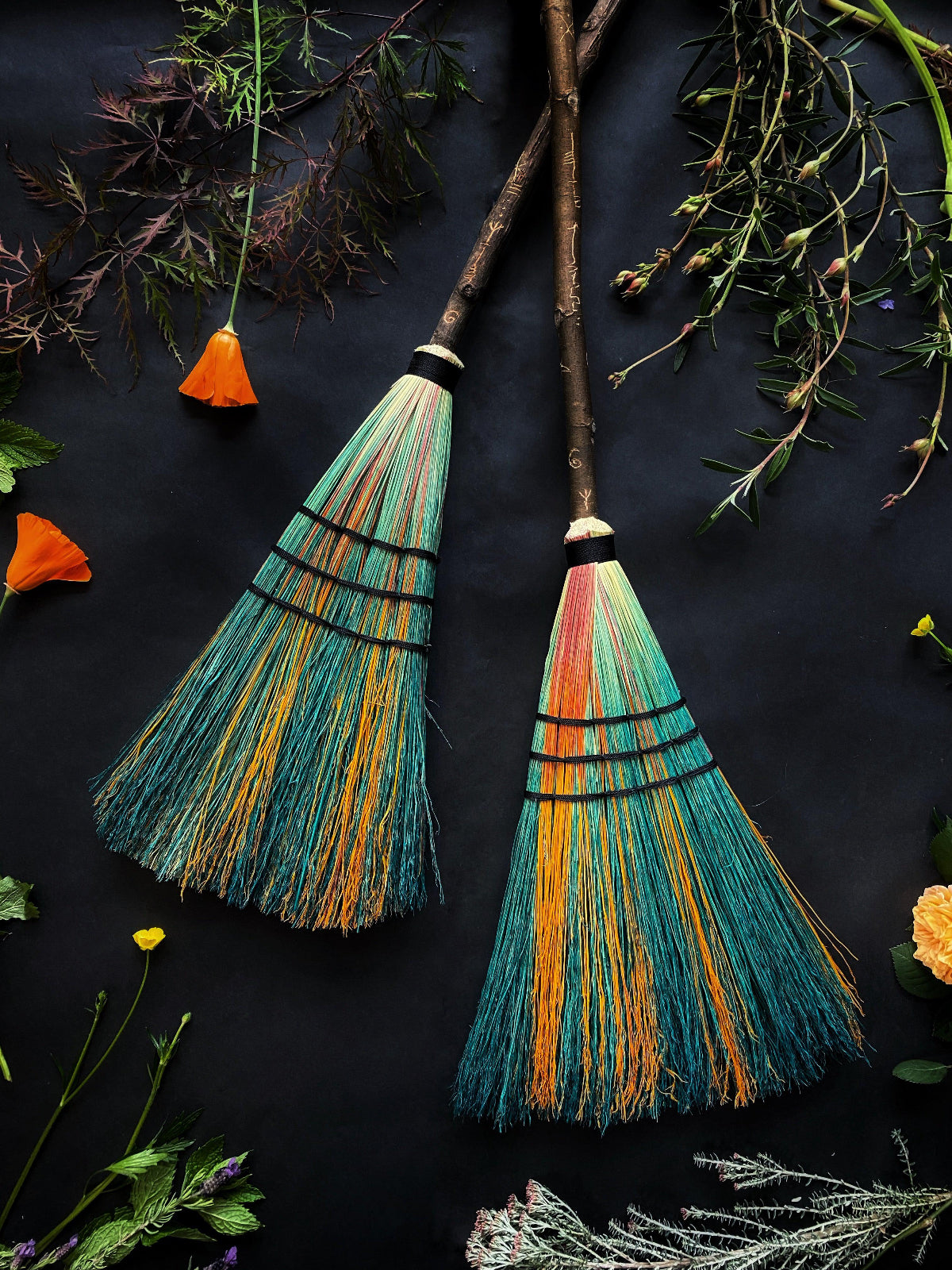 "Big Boss Witch" Brooms Gothic Cottagecore  – Functional Natural Broomcorn Sweeper