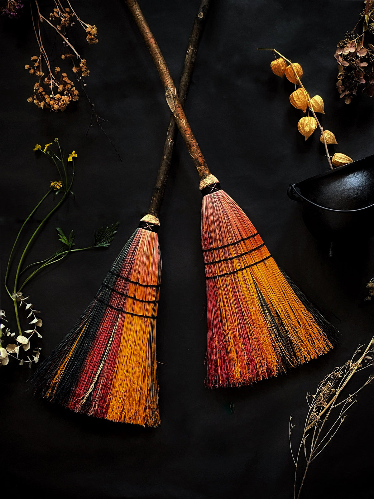 "Big Boss Witch" Brooms Gothic Cottagecore  – Functional Natural Broomcorn Sweeper
